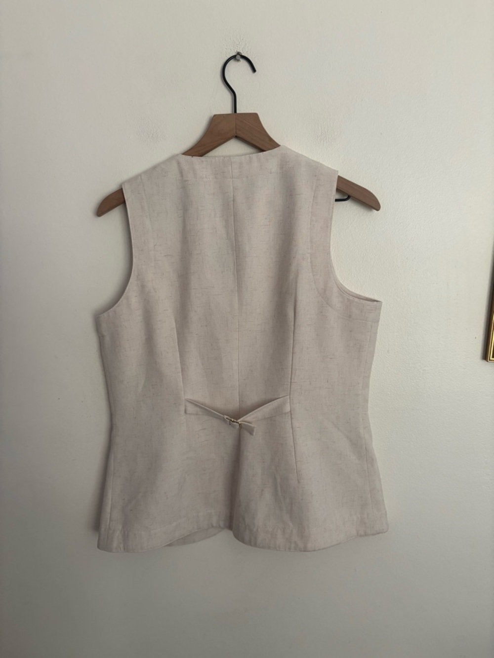 Hour of Harlow Sleeveless Button-Front Linen Vest Light Beige Chic Women’s 10 - Picture 4 of 6